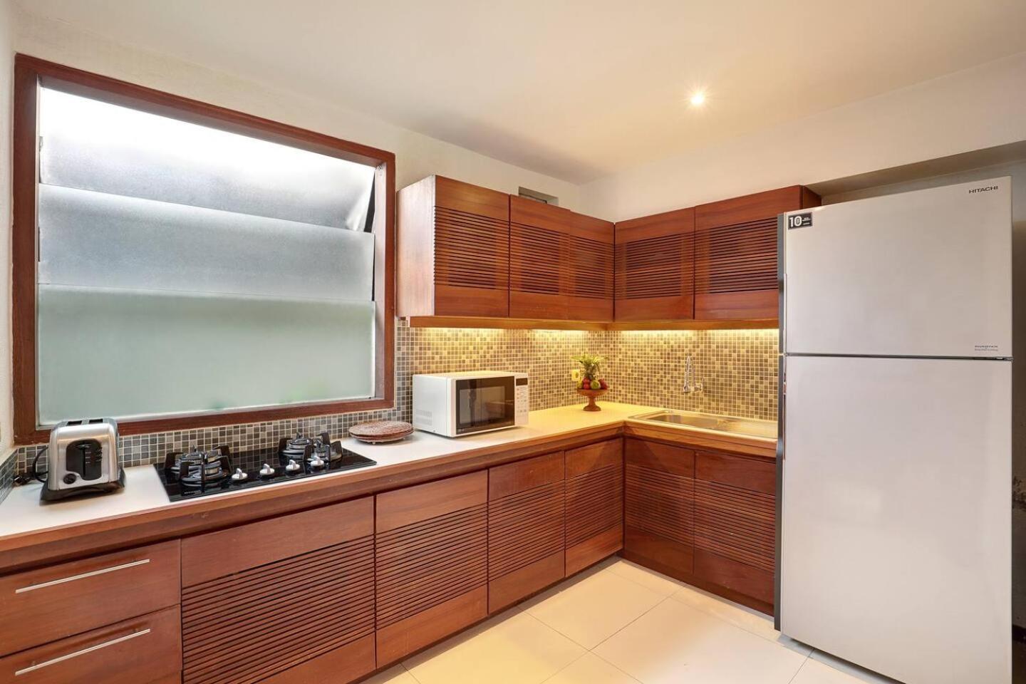 Super Value 4 Bedroom, Walk To Bintang Supermarket Seminyak Exterior foto